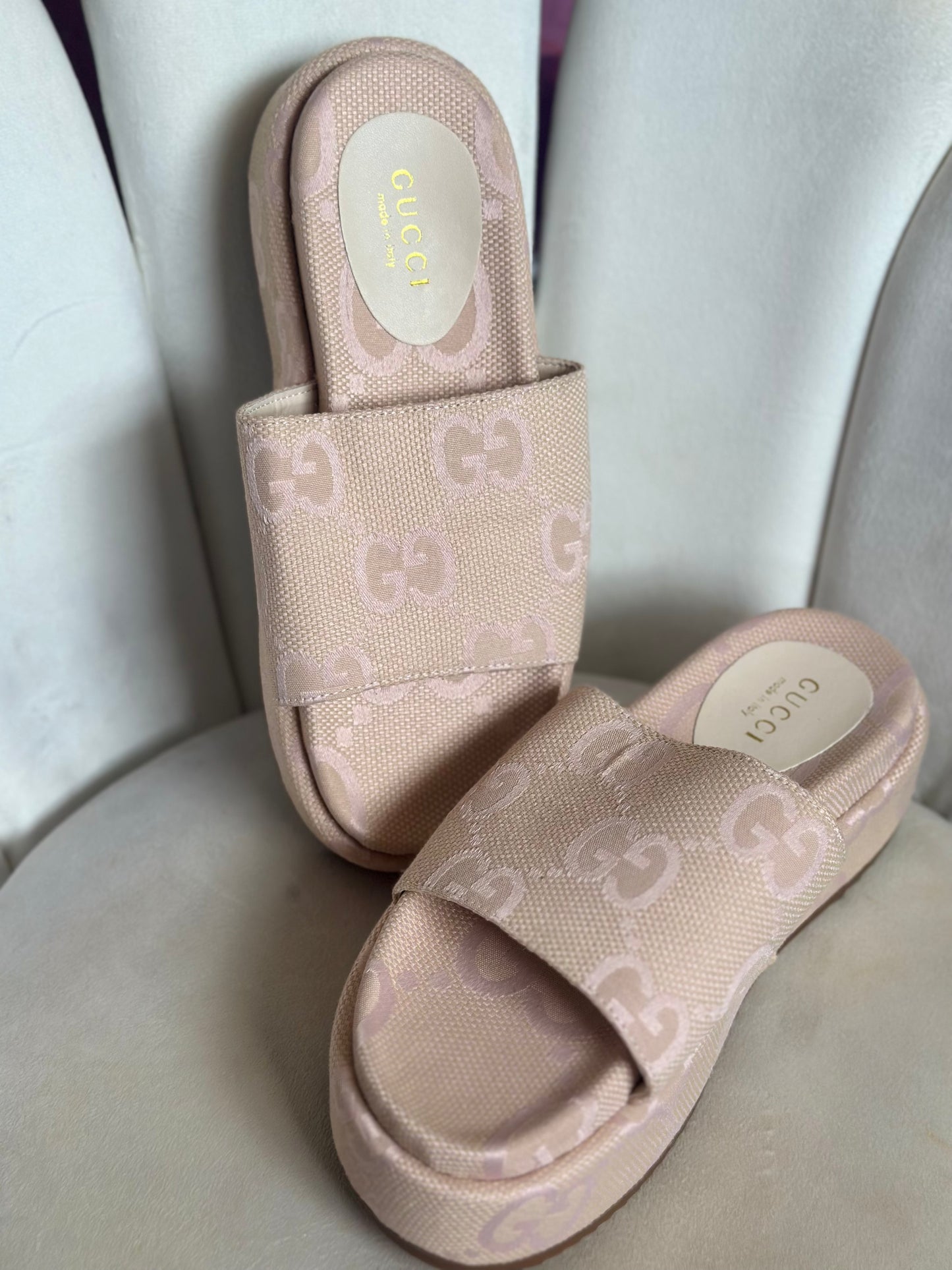 **DUPEE** GUCC LOW PLATFORM MONOGRAM SLIDE (PINK) WMNS 9