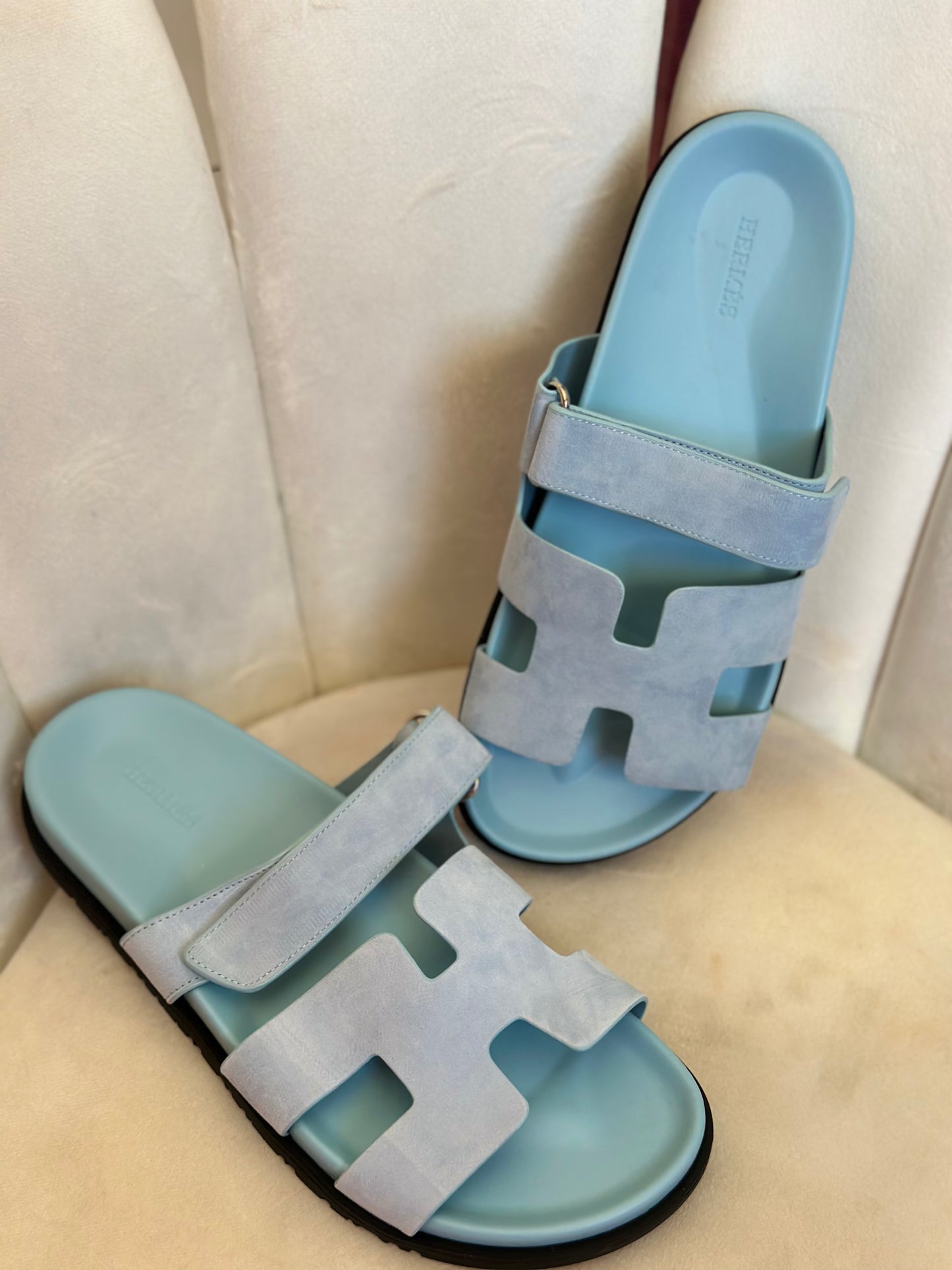 **DUPEE** H3RM3S CHYPRE SANDAL (BLUE SUEDE) WMNS 9